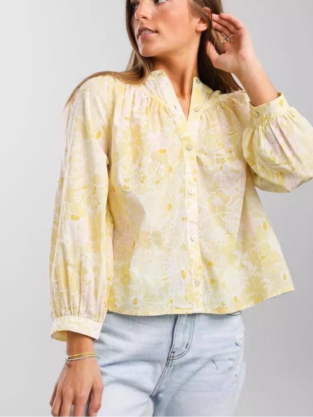 Billabong Pale Yellow & White Cotton Floral Shirt - Picture 2 of 12